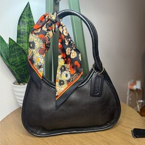 SOLD- Vintage Coach Ergo Mini 9027 black